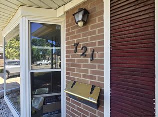 721 Arapaho St, Cheyenne, WY 82009