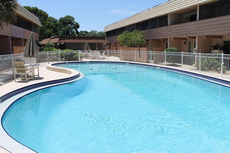 1st image of 2495 Country Club Dr