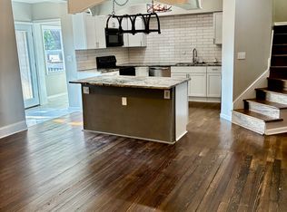 2748 Holmes St, Kansas City, MO 64109