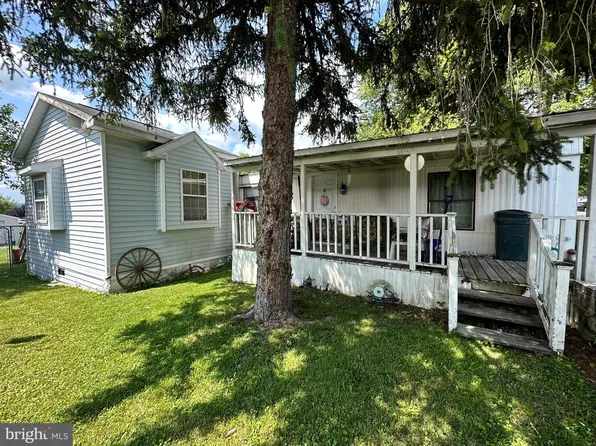 308 Athletic St, Martinsburg, WV 25404