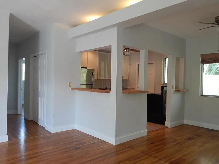1200 Marseille Dr — Photo 5