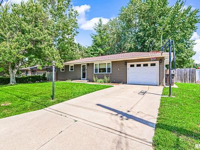 102 Francis Ct, East Peoria, IL, 61611