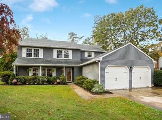 606 Tallowood Ln, Mount Laurel, NJ 08054
