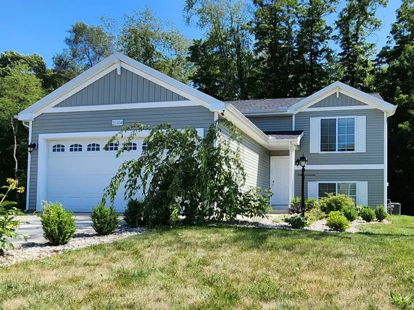 20304 Kiefer Way, South Bend, IN 46637
