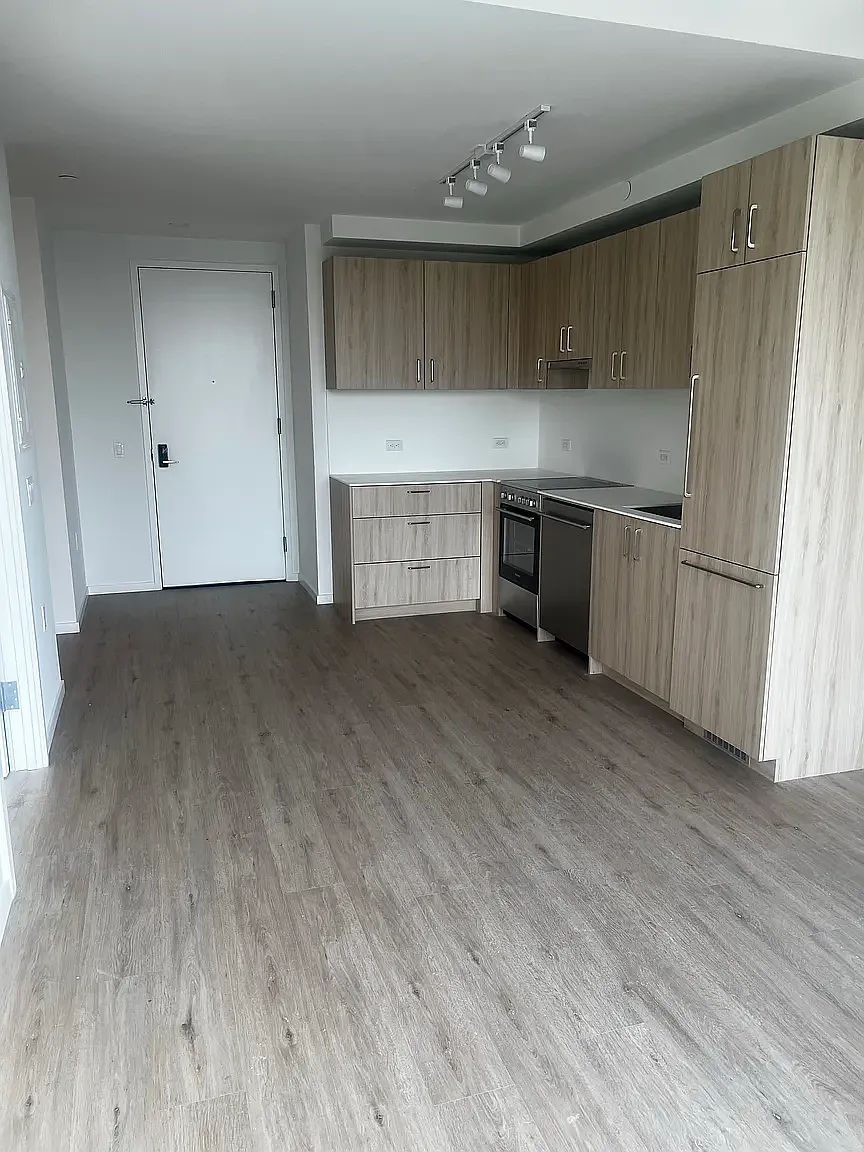 12 Halsey Street — Photo 3