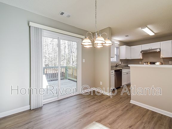 5th image of 202 Glynn Addy Dr
