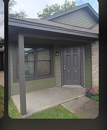 3rd image of 2812 Paisley St
