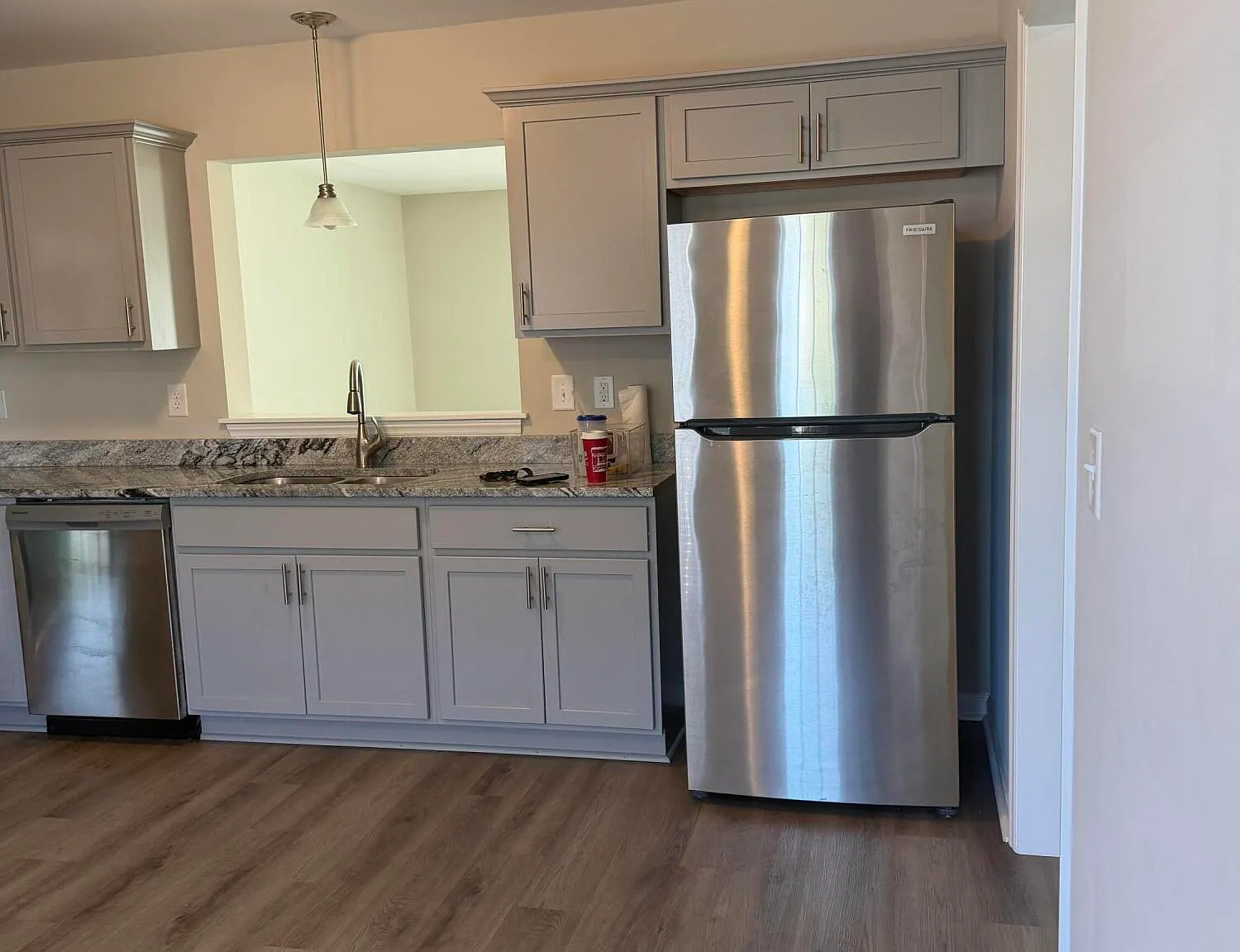 3 bed, 2.5 bath, 1506 sqft, $1,550 — Photo 4