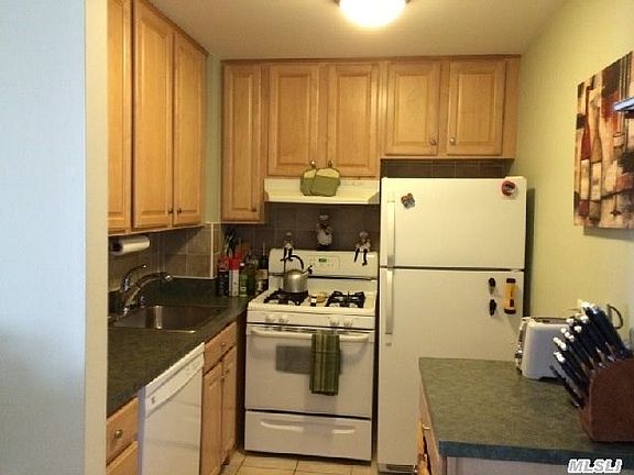 3rd image of 740 E Broadway APT 2M