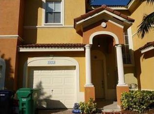 8445 SW 165th Pl, Miami, FL 33193