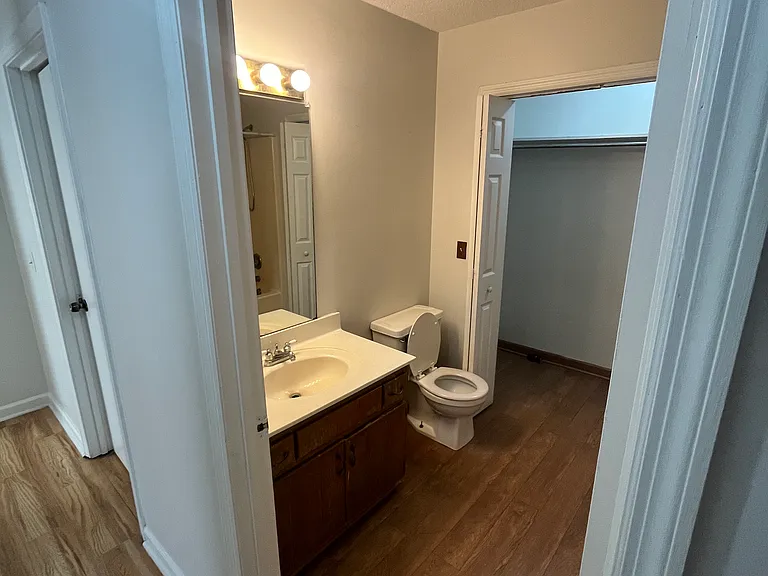 319 Mill Trace Dr #B — Photo 18