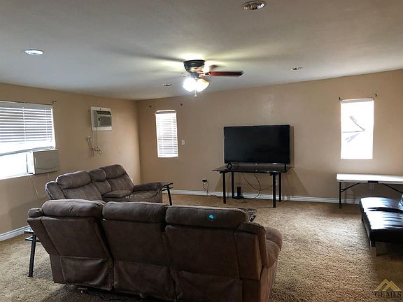 3rd image of 1415 Engelberg Dr