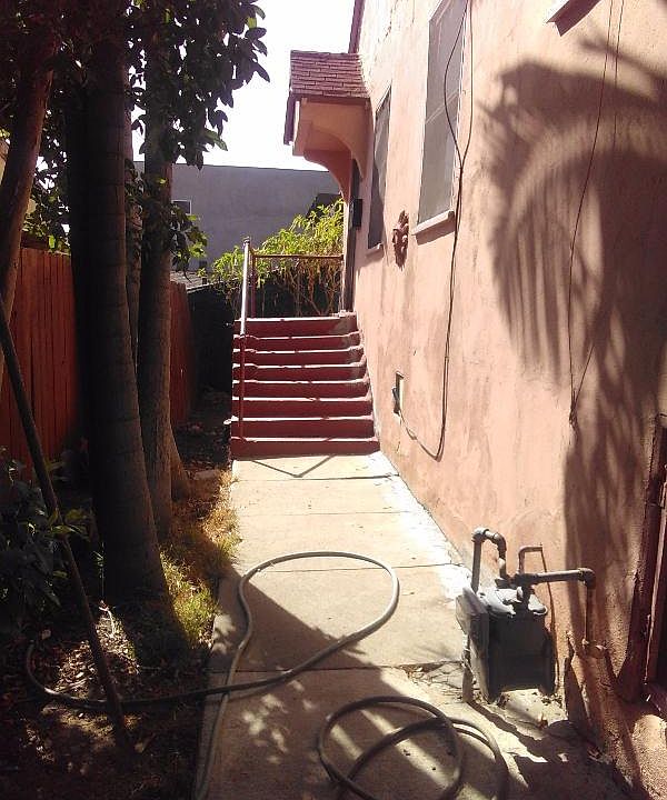 1st image of 829 Tularosa Dr