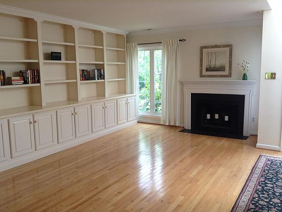 Living Room-Notice the handsome, hand made bookshelves and s