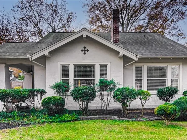 1009 Hampton St, Greensboro, NC 27401