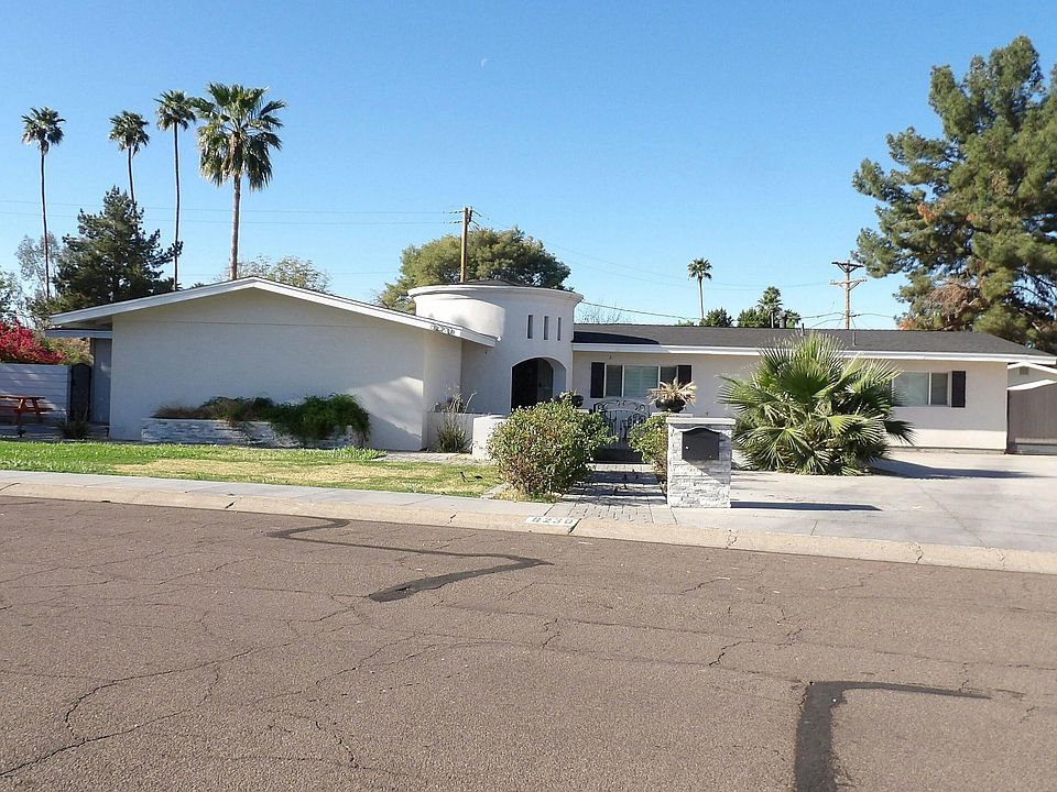 1st image of 8230 N 57th Dr