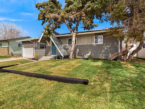 A2 - 1725 30th St Rd HR (1).jpg