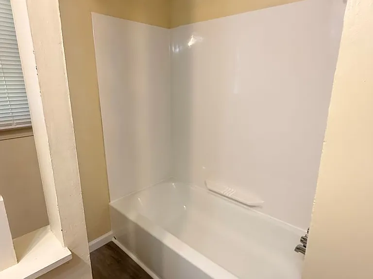 6201 Lynnchester Dr — Photo 11