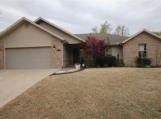 4 Laceby Ln, Bella Vista, AR 72714