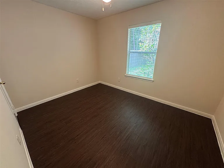 16310 Long Valley Ct — Photo 17