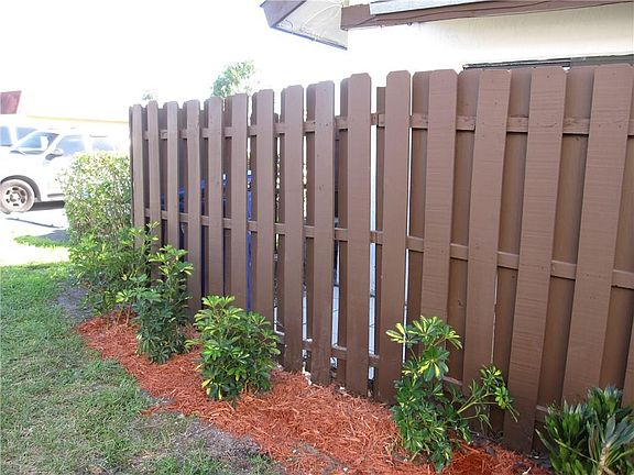 4th image of 7855 Tam Oshanter Boulevard #7855