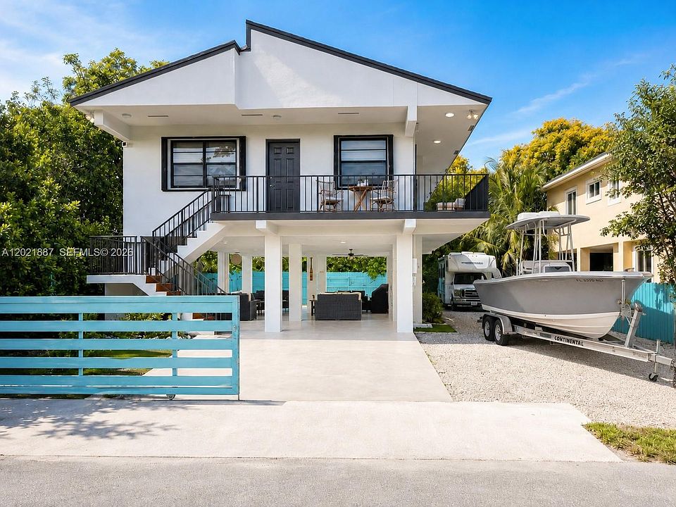 1st image of 414 Coconut Dr