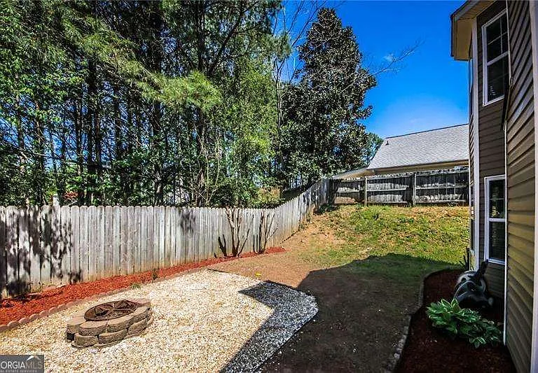 121 Stoneforest Dr — Photo 48