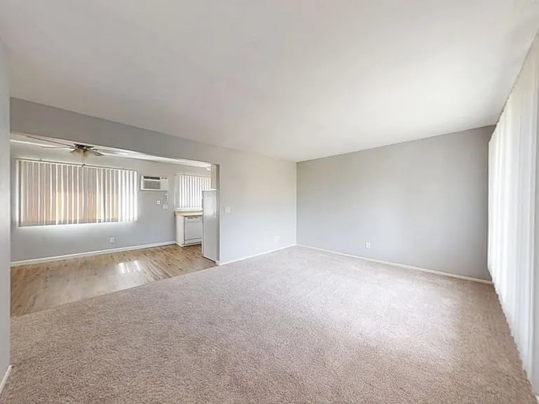 Hidden Glen Apartments — Photo 10