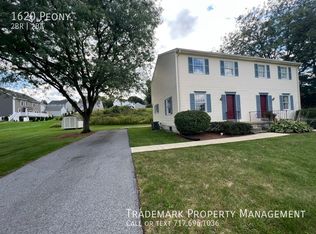 1620 Peony Rd, Lancaster, PA 17602