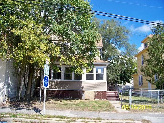 3rd image of 68 E Washington Ave