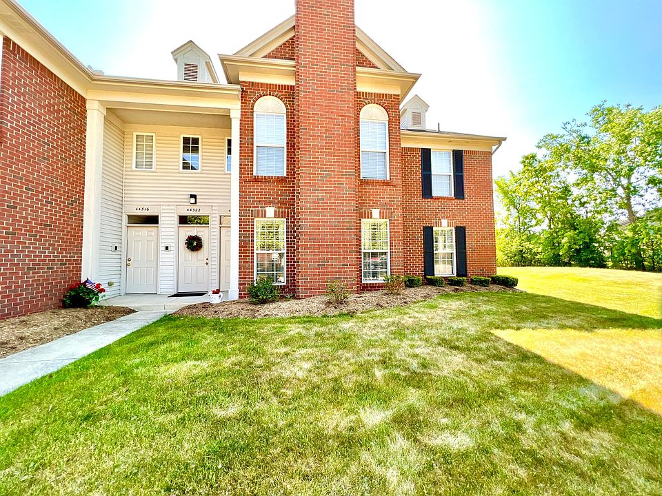 1st image of 44328 Lakepointe Dr