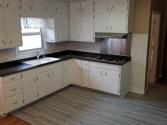 2nd image of 7614 Burns Dr