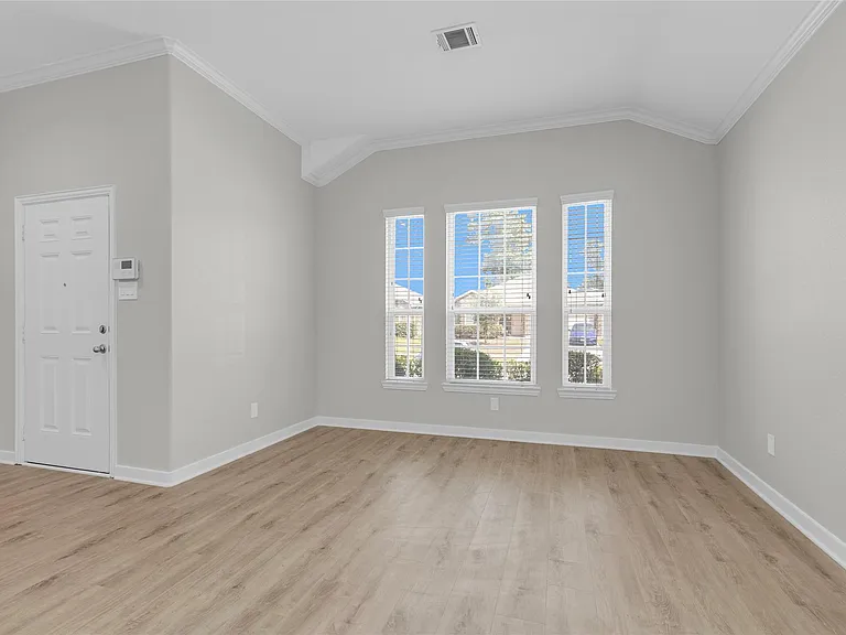 1510 Bella Garden Ct — Photo 2