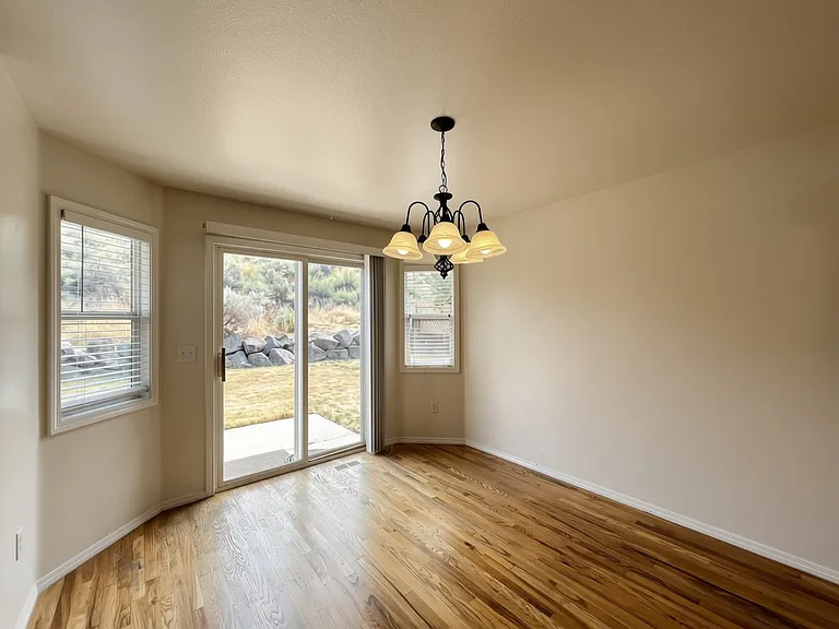 4759 E Tanoak Dr — Photo 17