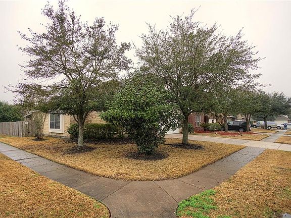 3rd image of 6618 Atasca Creek Dr