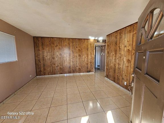 3rd image of 167 Pearl Ln