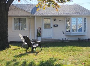 4129 W 90th St, Hometown, IL 60456