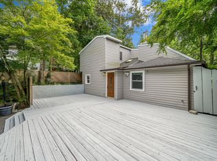 4 Floral Rd, Rocky Point, NY 11778