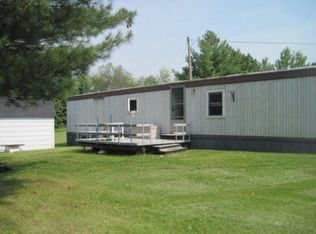 10329 E Tree Lake Rd, Rosholt, WI 54473
