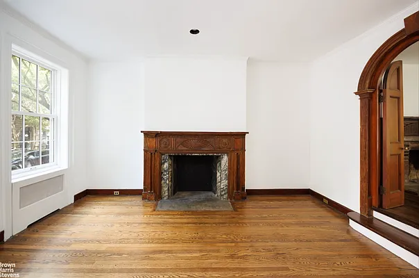 Rented by Brown Harris Stevens | media 20