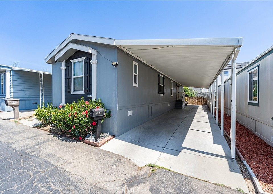 2nd image of 16079 Yarnell St Space B20