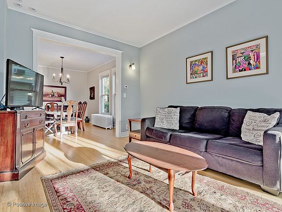 3rd image of 836 N Cuyler Ave