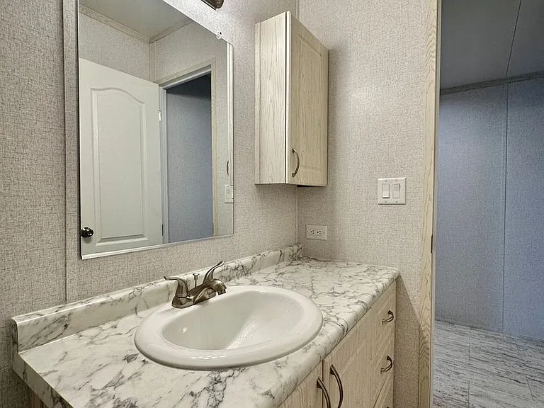 2301 SW Sheridan Rd — Photo 19