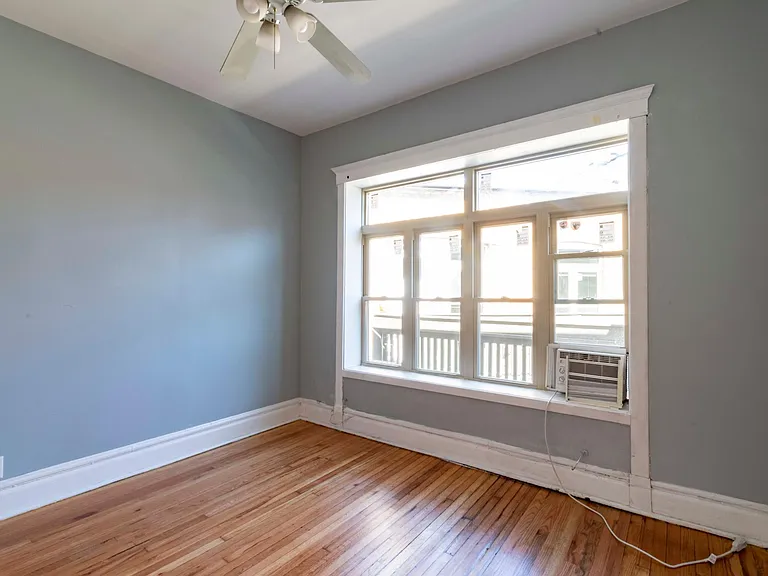 2545 N Sheffield Ave #309 — Photo 9