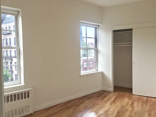 Rented by Compass | media 7