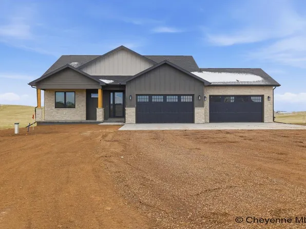 2511 Three Dots Trl, Cheyenne, WY 82009