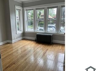 8124 S Manistee Ave #1, Chicago, IL 60617