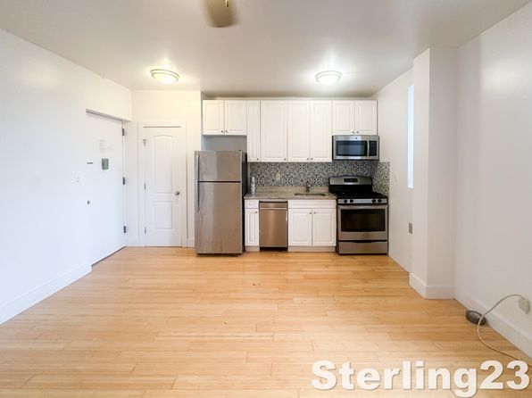 79 Brighton 11 St #3H