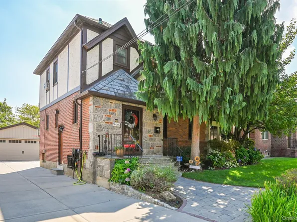 29-33 171st Street, Flushing, NY 11358