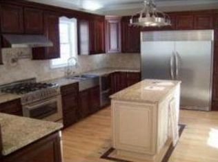 200 Cedar St, Wellesley, MA 02481